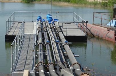 Schwimmende Pumpstation bei CEMEX in Betrieb genommen